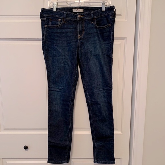 Hollister Skinny jeans - Picture 2 of 6